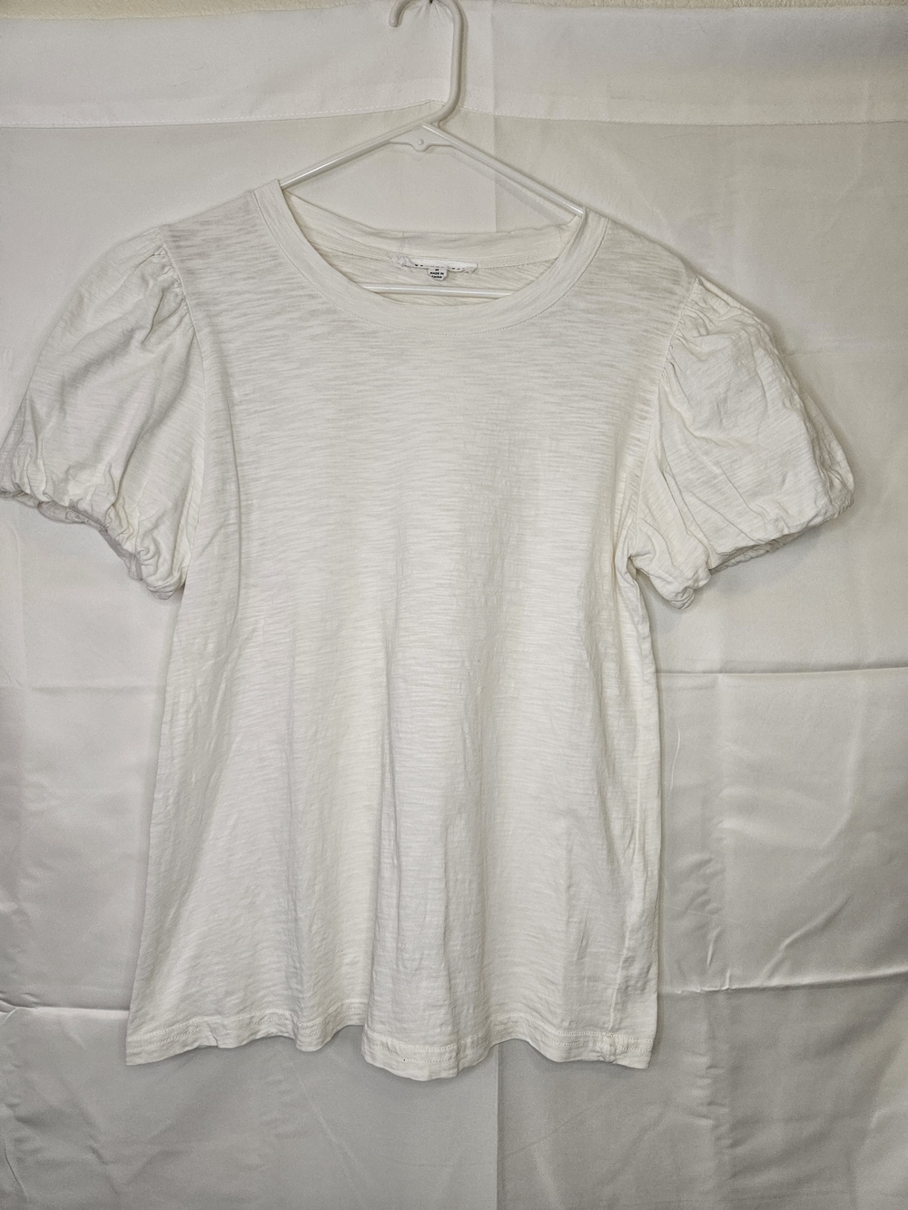 Jane and Delancey White Puff-Sleeve Short Sleeve Tee